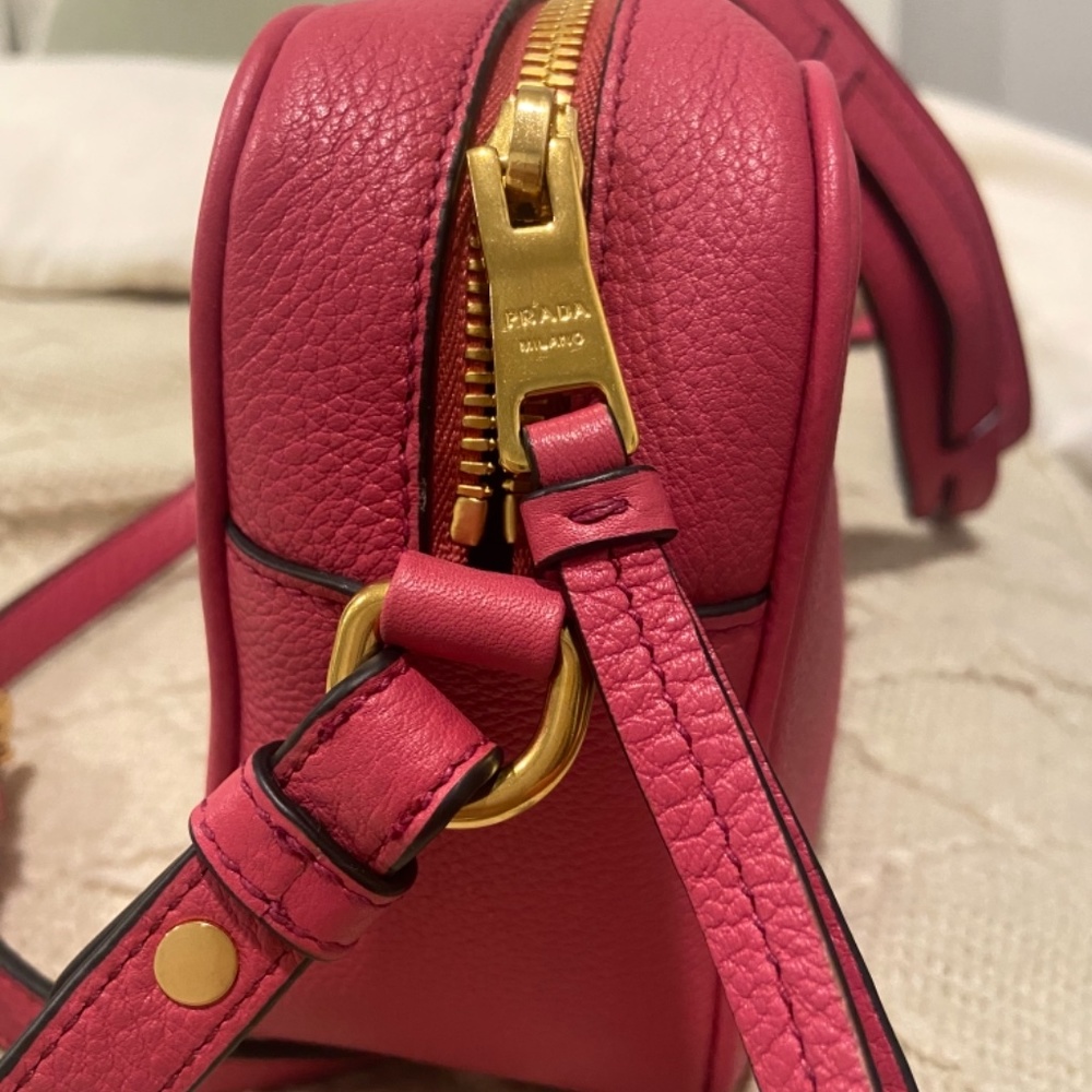 Prada Vitello Phenix Leather Peonia Pink Shoulder Camera Bag 1BH103 - Picture 9 of 15
